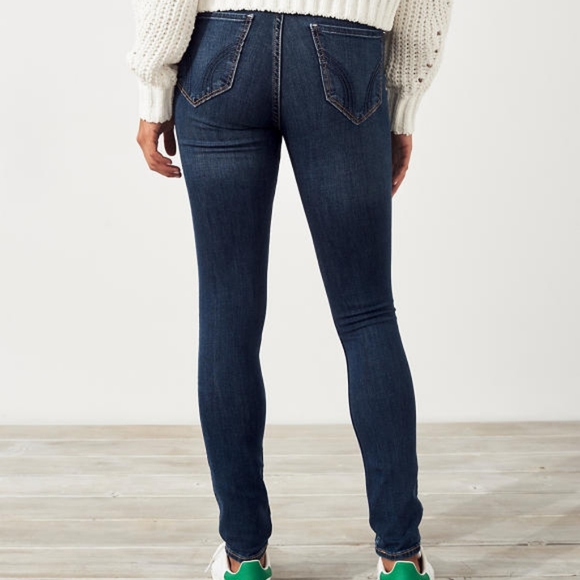 Hollister High-Rise Super Skinny Jeans - Picture 2 of 4